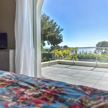 Demeure Domaine Du Soleil Villa *