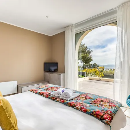Demeure Domaine Du Soleil 르 라방두